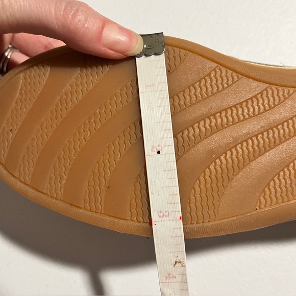 ⛵️BNIB🚣♂️ Sperry Boat shoes size 4Y Wide - Picture 7 of 7